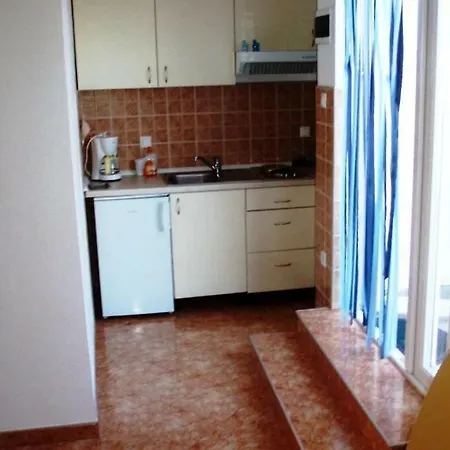 Pivac Guest house 3*